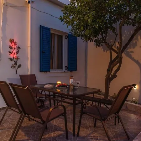 בית נופש Athina Cozy Hersonisos *